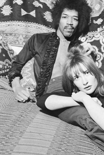 Jimi Hendrix and Kathy Etchingham in 1969