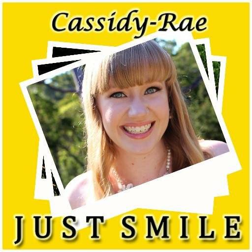 VIDEOS: Pay it forward, 'Just Smile'