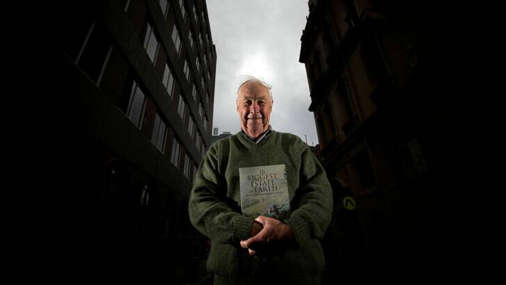 Winner of the Victorian Prize for Literature, Bill Gammage.